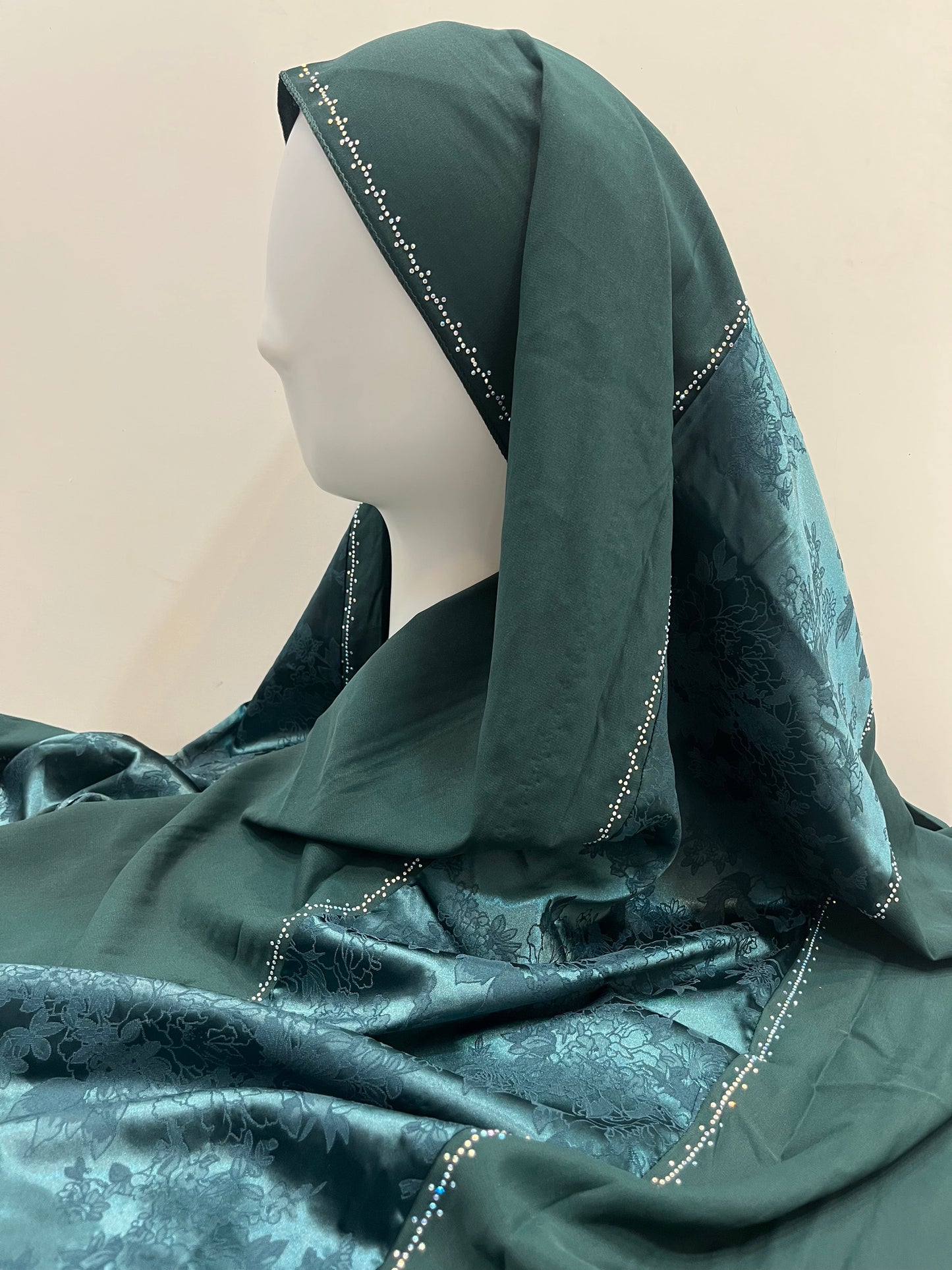 Emreld Dual Fabric Luxury Hijab